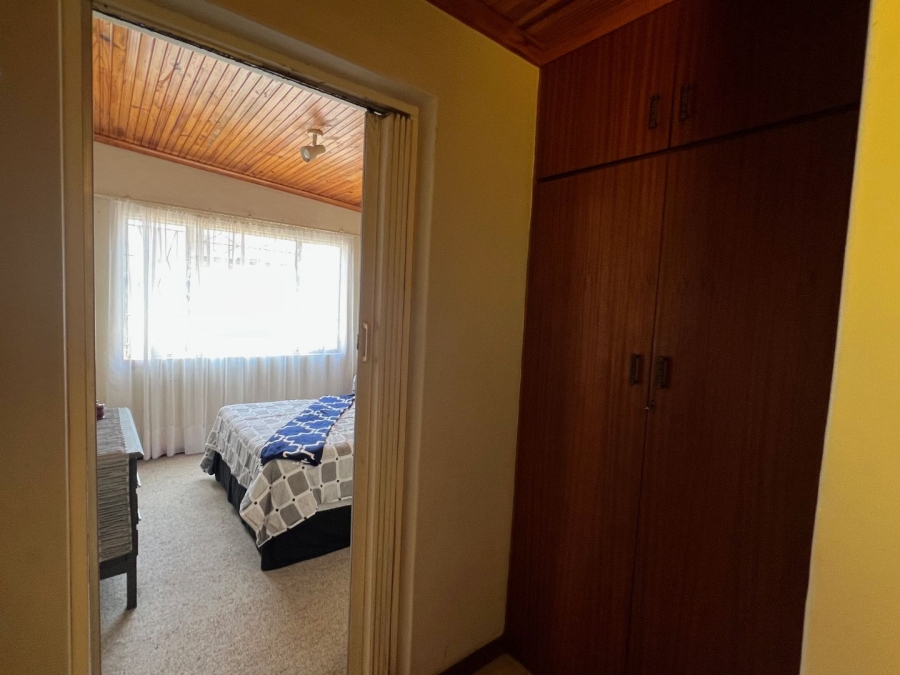 To Let 4 Bedroom Property for Rent in Rowallan Park Eastern Cape